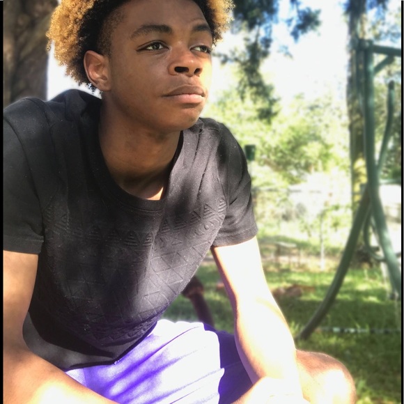 Meet your Posher, Lentrail - Picture 1 of 1